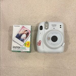 INSTAX MINI 11